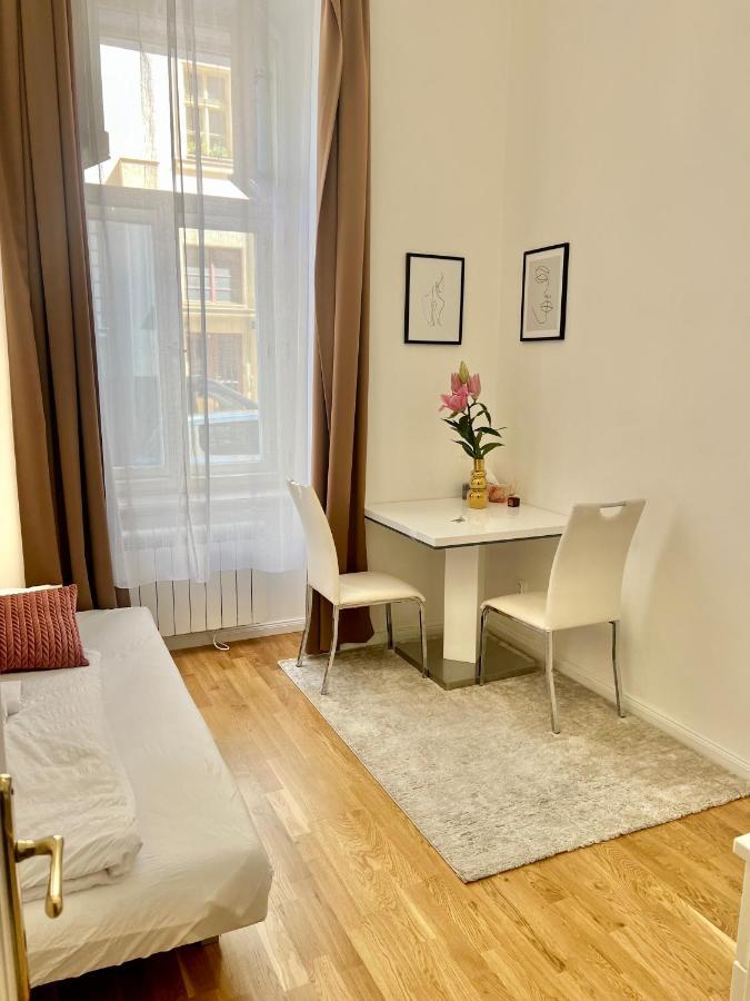 Angeloroma Deluxe Apartment 프라하 외부 사진