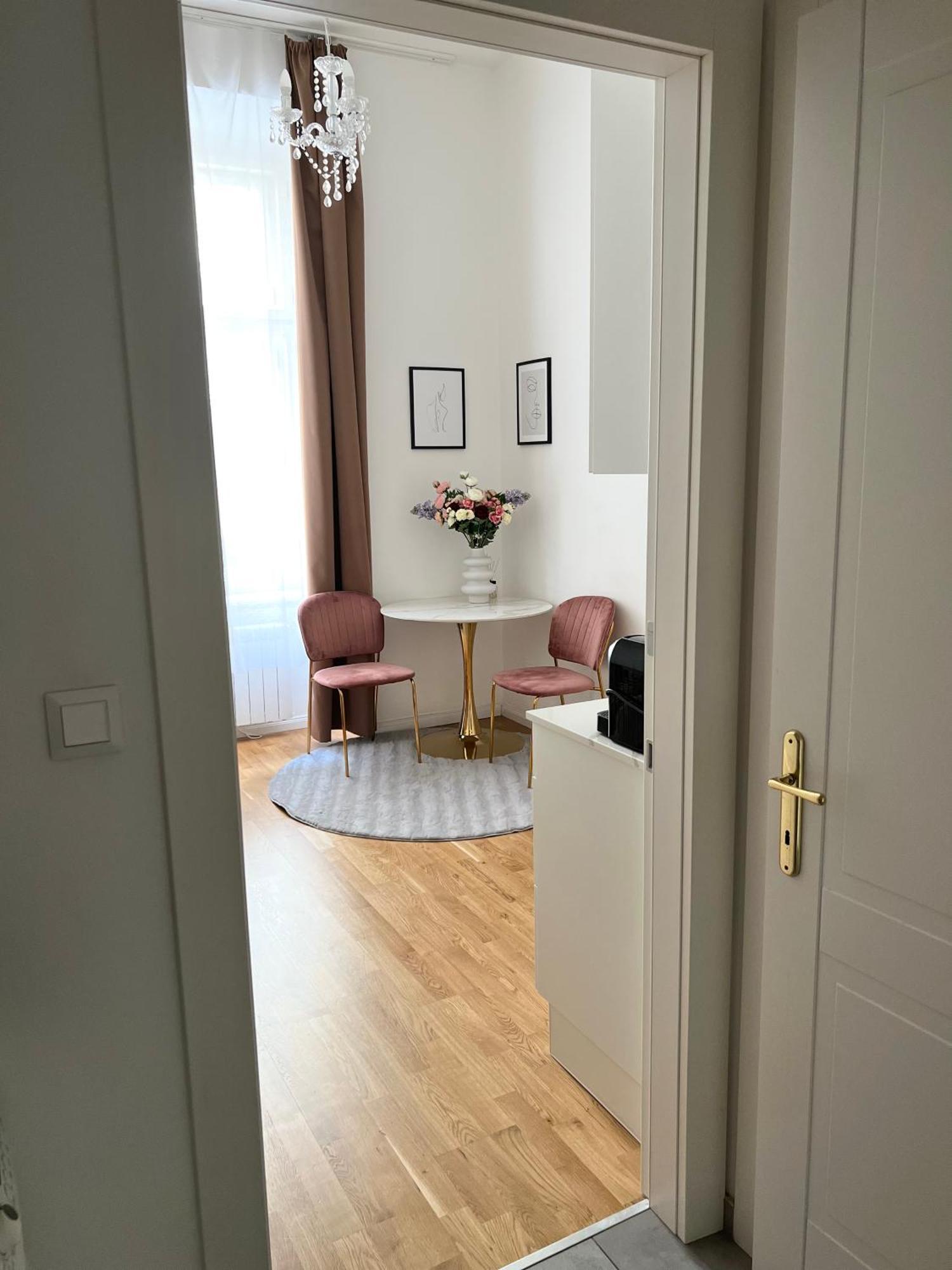 Angeloroma Deluxe Apartment 프라하 외부 사진